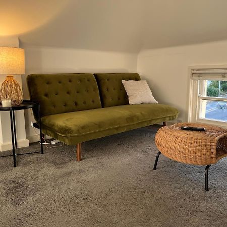 Lovely 1-Bedroom Flat In St Leonards On Sea Eksteriør bilde